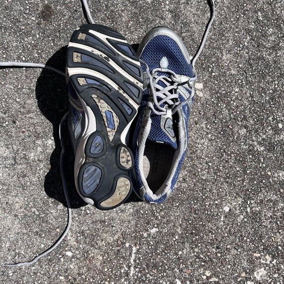 Vintage Reeboks 🎱 - Picture 11 of 16